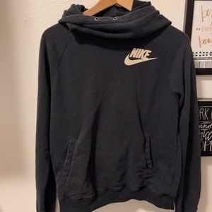 Women’s medium black  Nike sweater